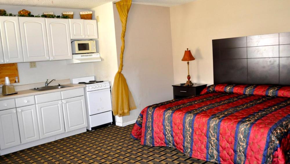 King Room with Kitchenette