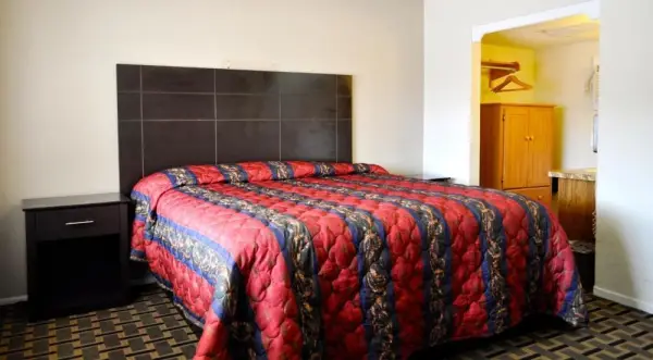 Andrews Motor Inn 6
