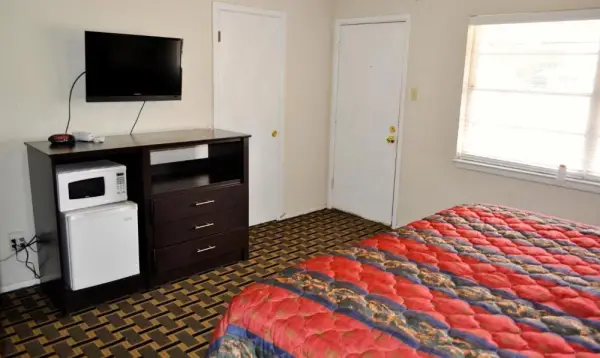Andrews Motor Inn 9